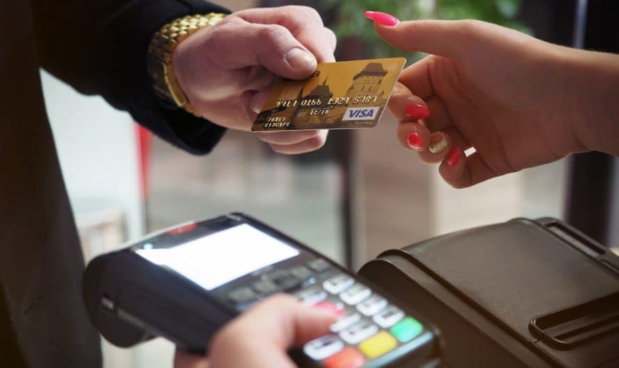 Quelle est la différence entre une carte de crédit et une carte de débit ?